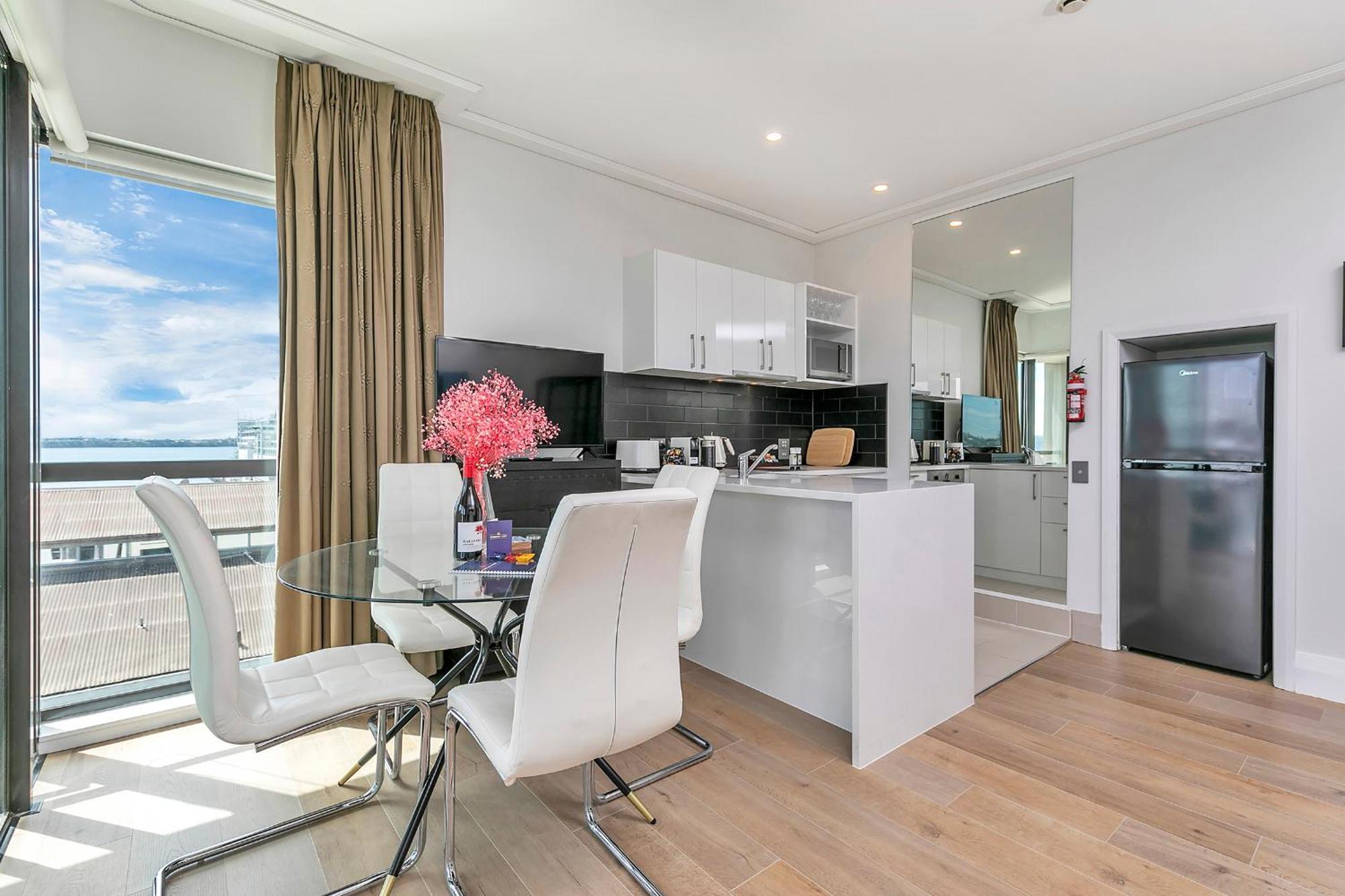 Exquisite Sun Soaked Corner Apartment Auckland Kültér fotó