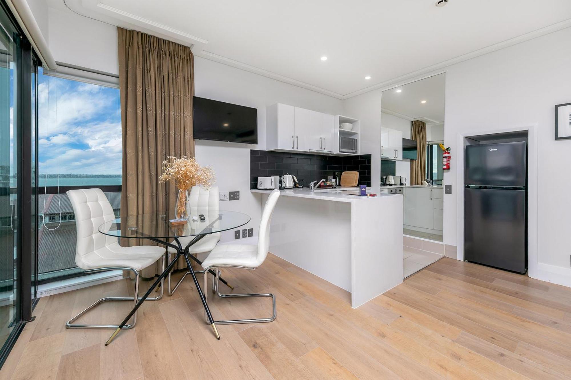 Exquisite Sun Soaked Corner Apartment Auckland Kültér fotó