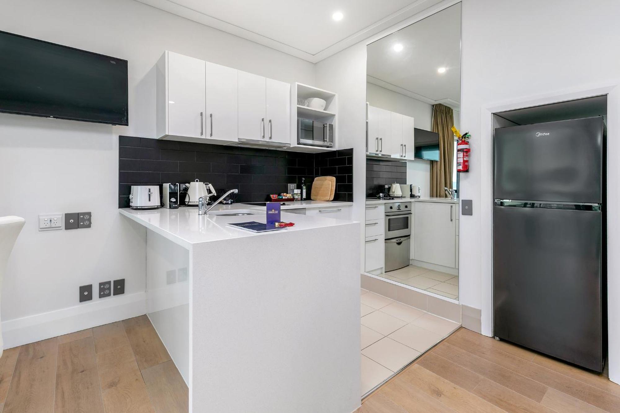 Exquisite Sun Soaked Corner Apartment Auckland Kültér fotó